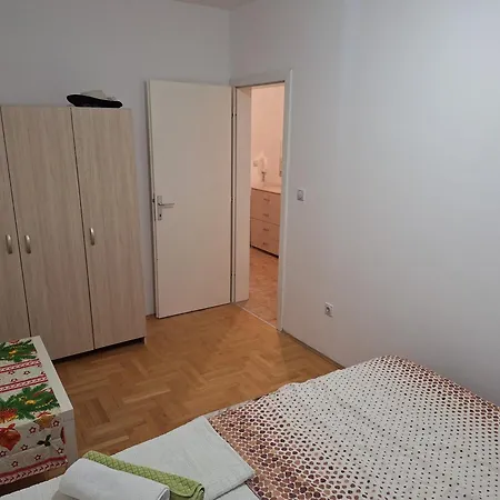 Apartment Daniels *